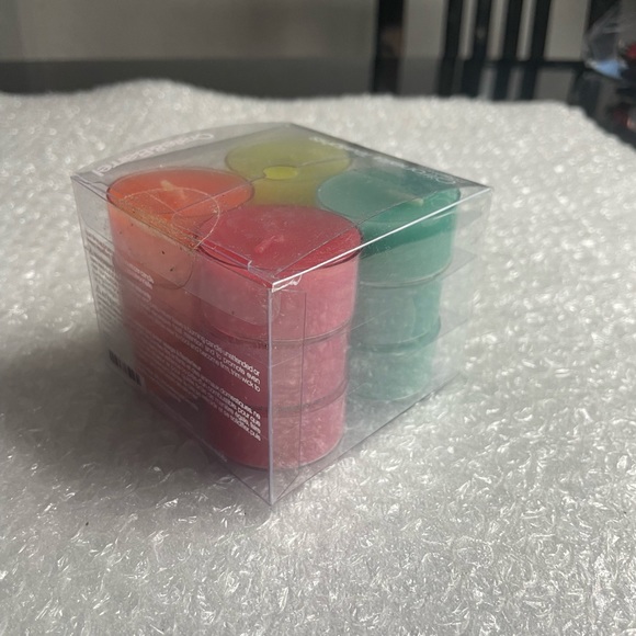 Crate & Barrel Cintronella tealight candles - Picture 4 of 6